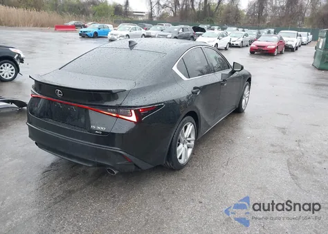 2021 Lexus Is 300 z USA, uszkodzony, nr VIN JTHC81F29M5043571